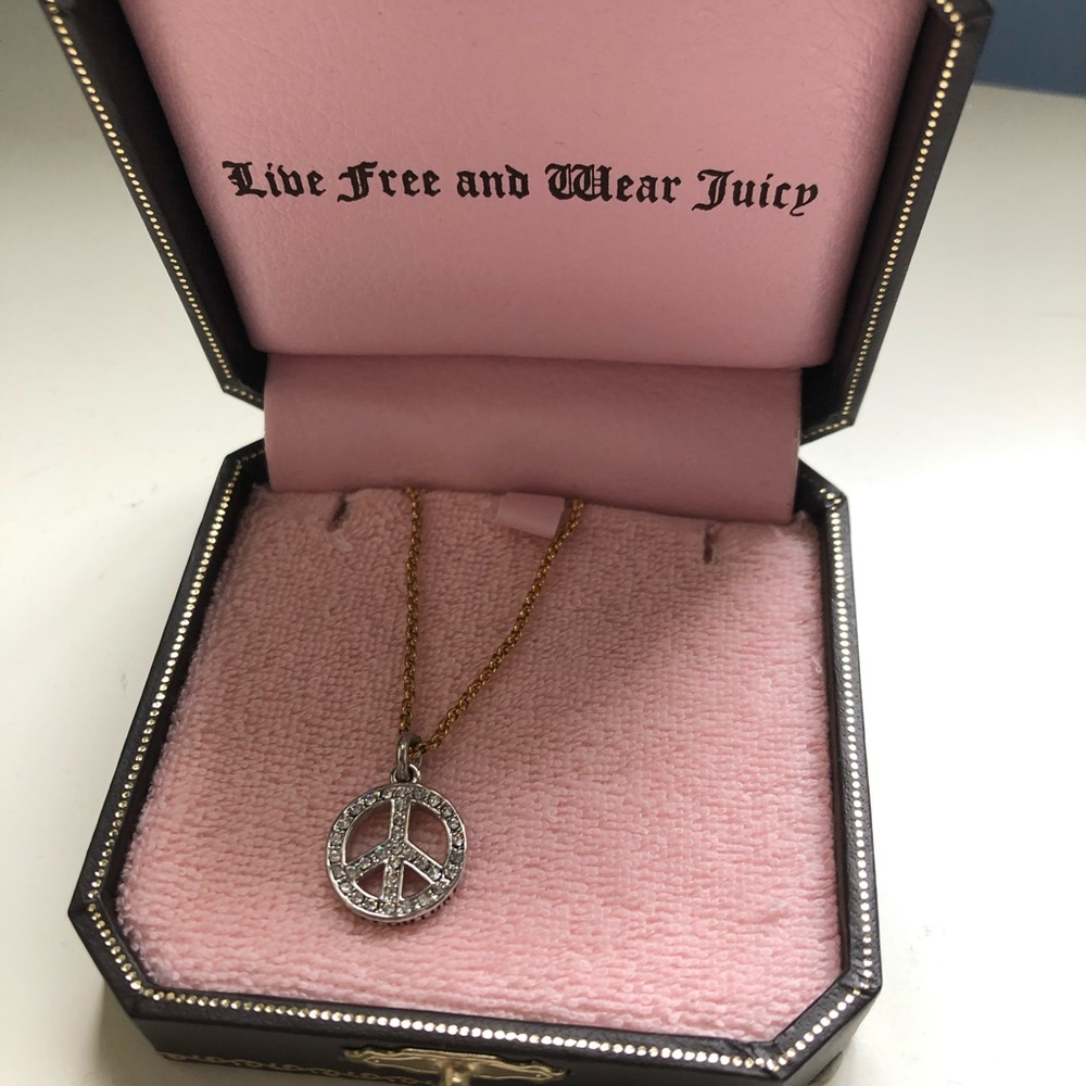Juicy necklace
